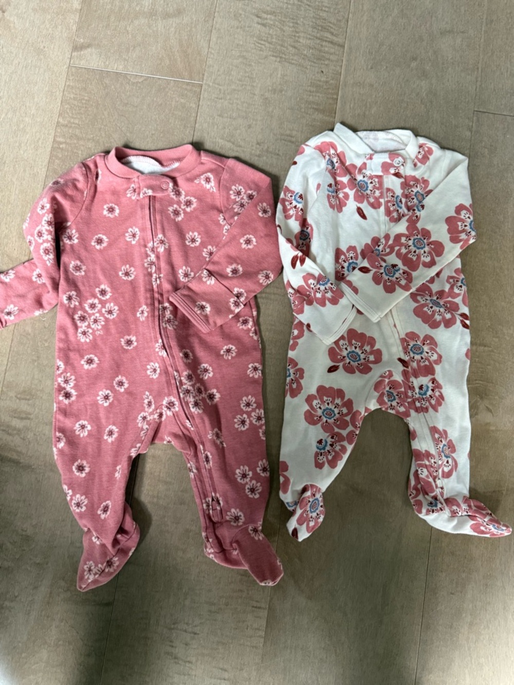 Carter’s 2-Pack Floral 2 Way Zip Pajamas